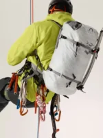 Arcteryx Mochila Alpha SL 30 (4)